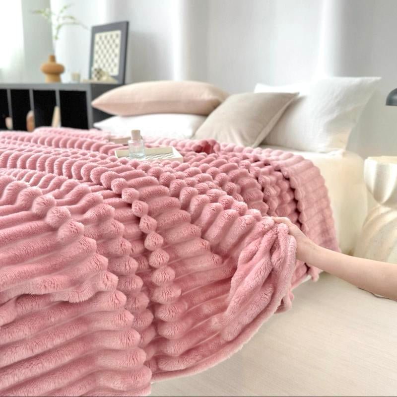 Luxurious Touch Is Here! 4 - Color Faux Rabbit Fur Sleep Blanket —— Warm and Cozy, Ultra - Soft Baby Blanket, Suitable for Sofas, Offices, and Bedrooms —— an Ideal Seasonal Gift and Bed Blanket, Bringing an Ultra - Soft Baby Blanket with a Luxurious Texture. - Open Season Industries