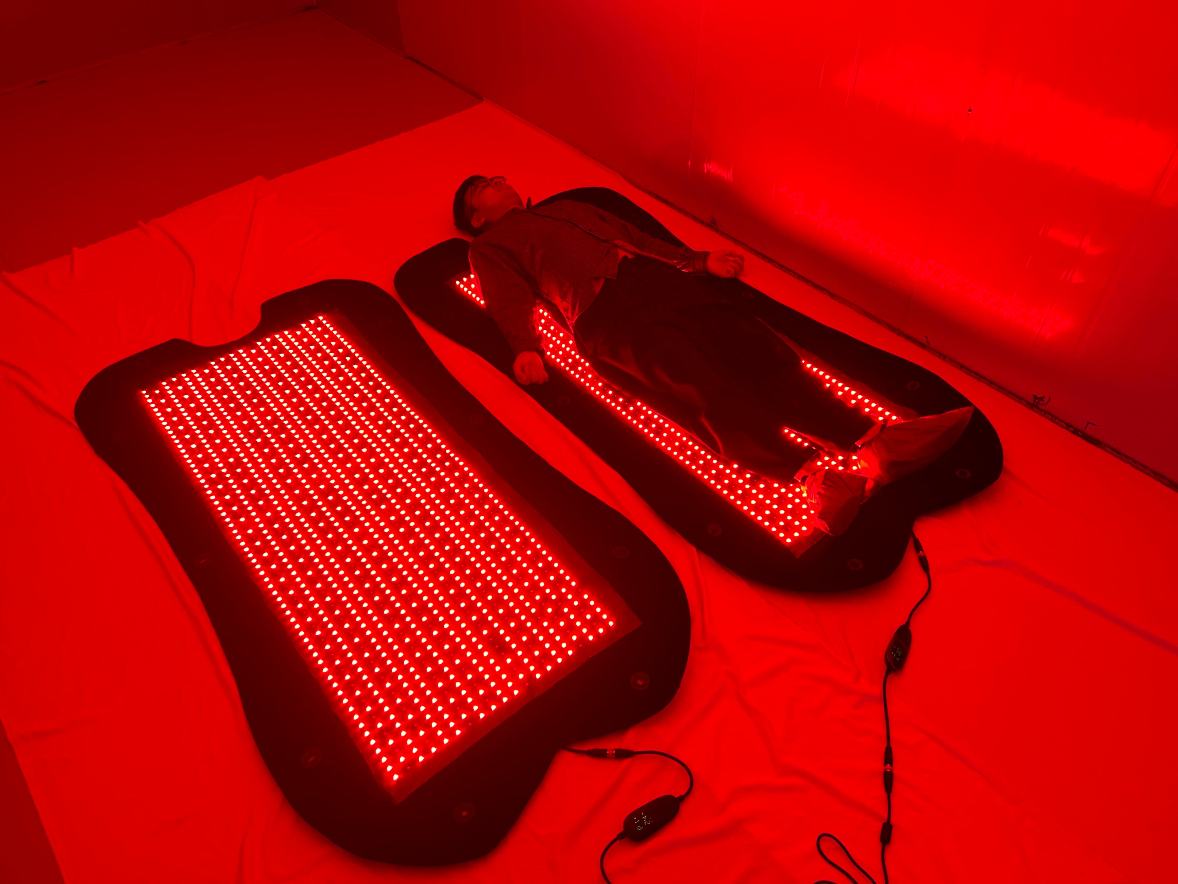 2025 New Generation 2520Pcs Beads Red Light Therapy Mat Used to Whole Body Pain Relieve Home Spa - Open Season Industries