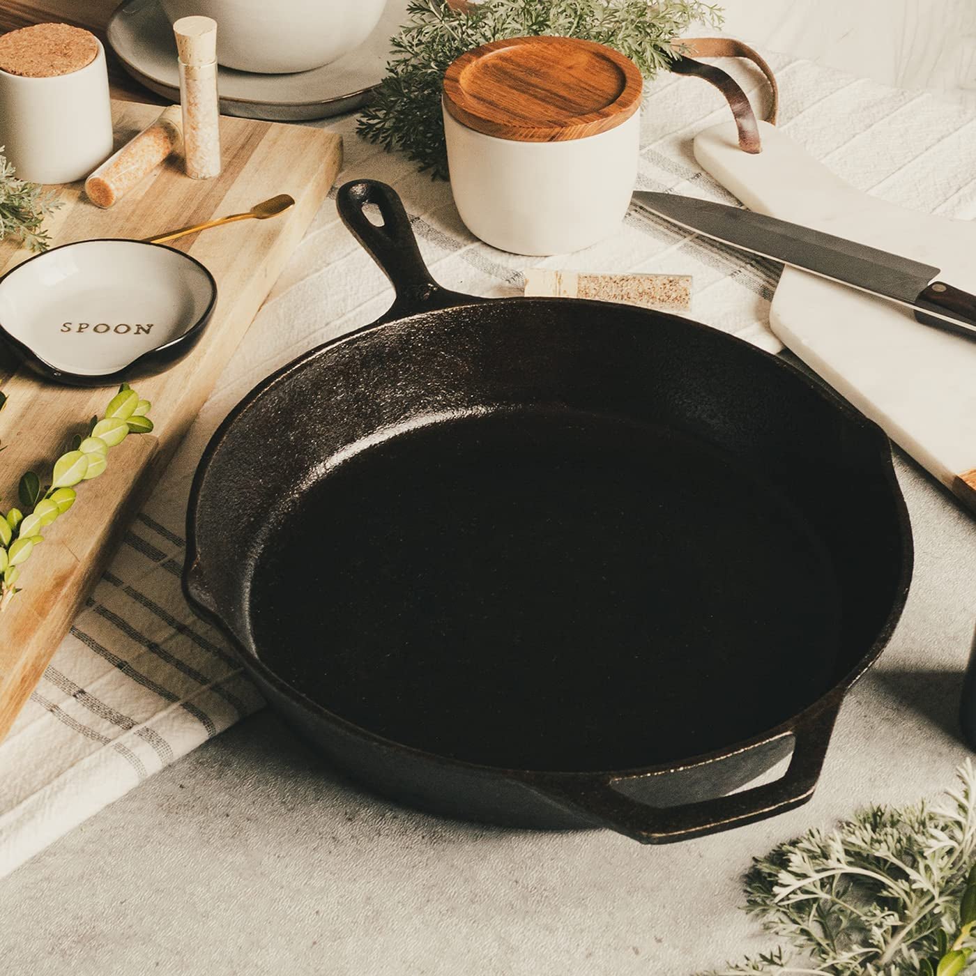 12 Inch round Large Pre - Seasoned Cast Iron Skillet - Open Season Industries
